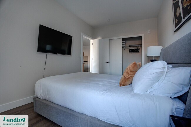 Building Photo - 1999 E Boston St