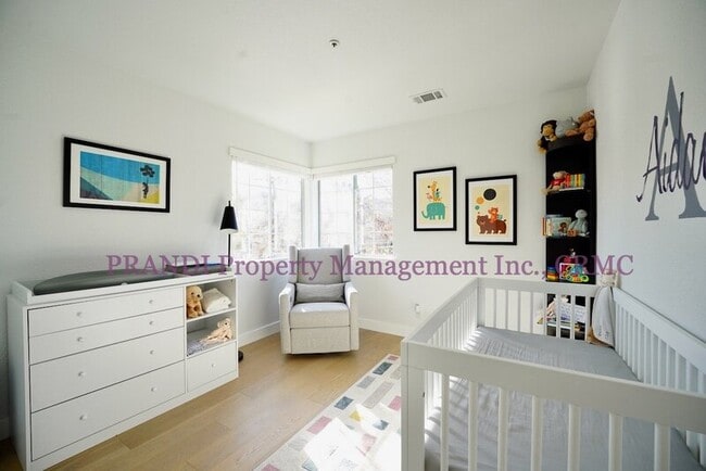 Building Photo - 134 Ignacio Valley Cir