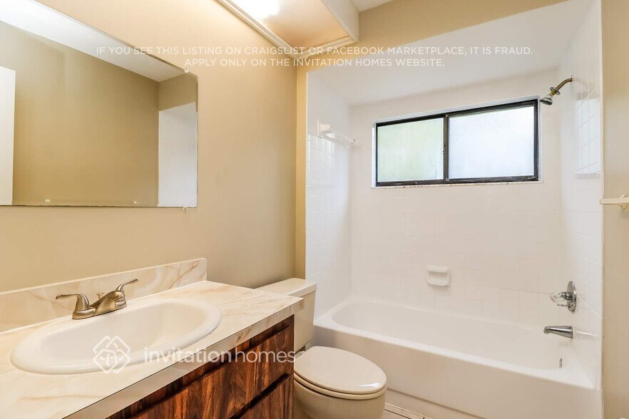 Building Photo - 13719 Whitby Rd