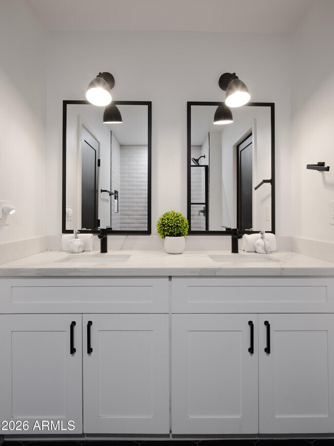 Building Photo - 15218 N 61st St