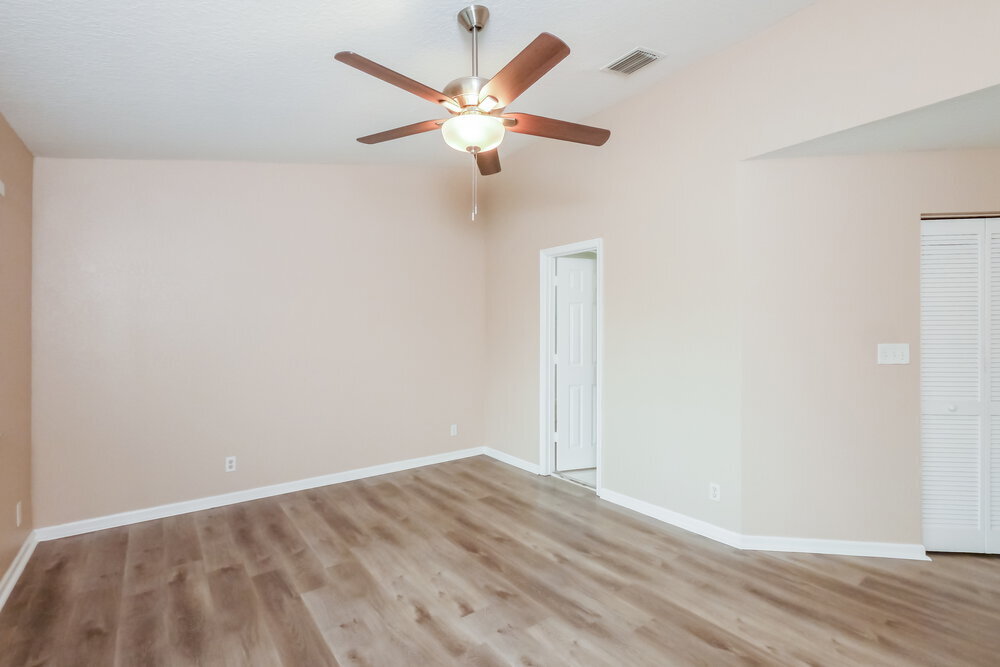 Building Photo - 8984 NW 38th Dr