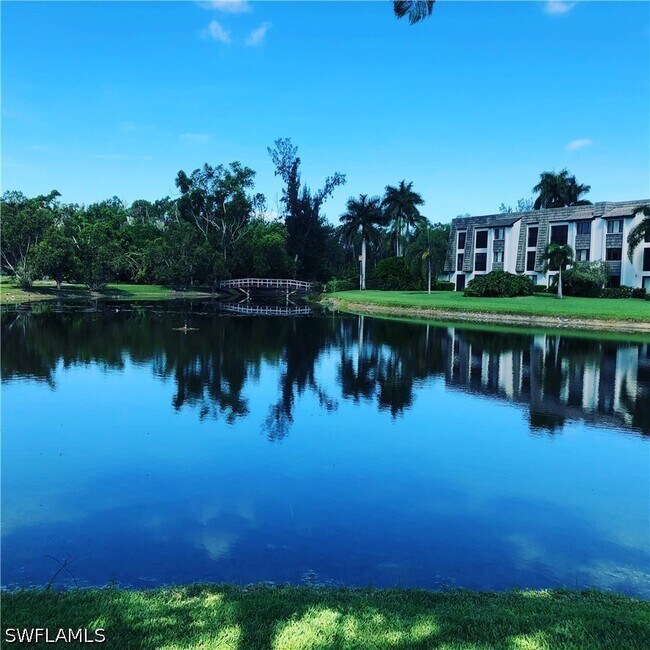 Building Photo - 1645 Spoonbill Ln