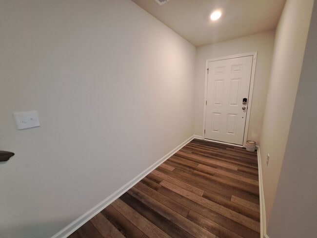 Building Photo - 2728 Chert Ln