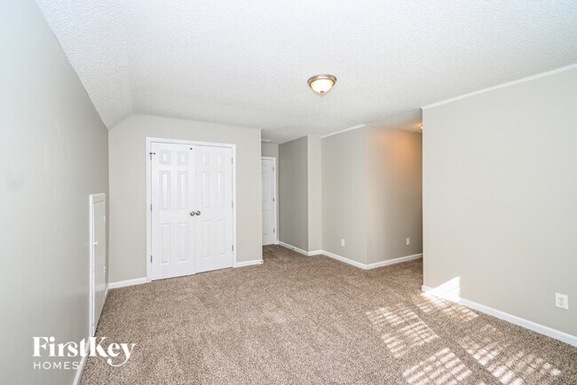 Building Photo - 67 Camden Trail