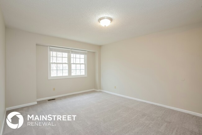 Building Photo - 6438 N Jarboe St