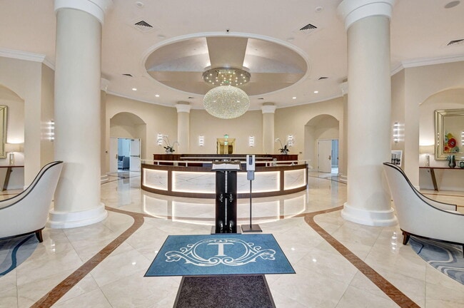 Building Photo - 3700 S Ocean Blvd