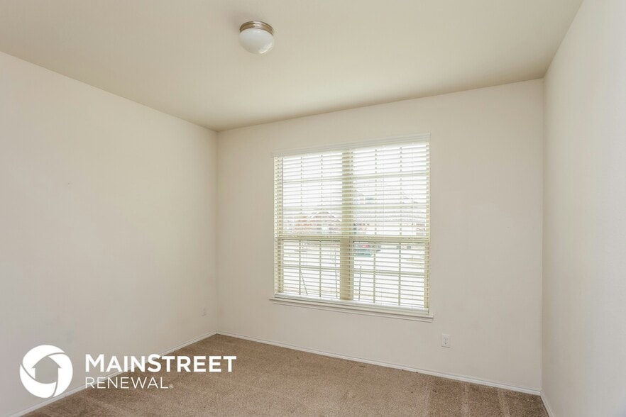 Building Photo - 8908 Finn Ln