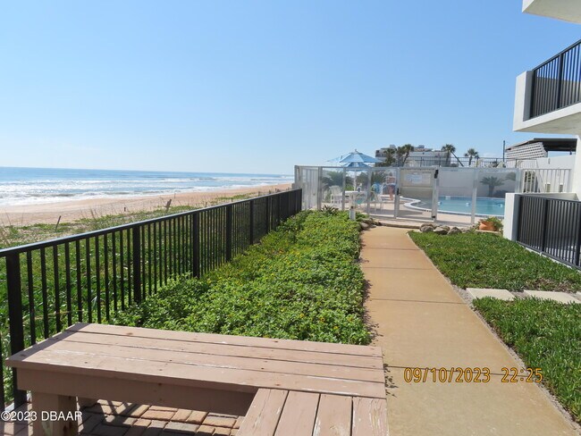 Building Photo - 1415 Ocean Shore Blvd