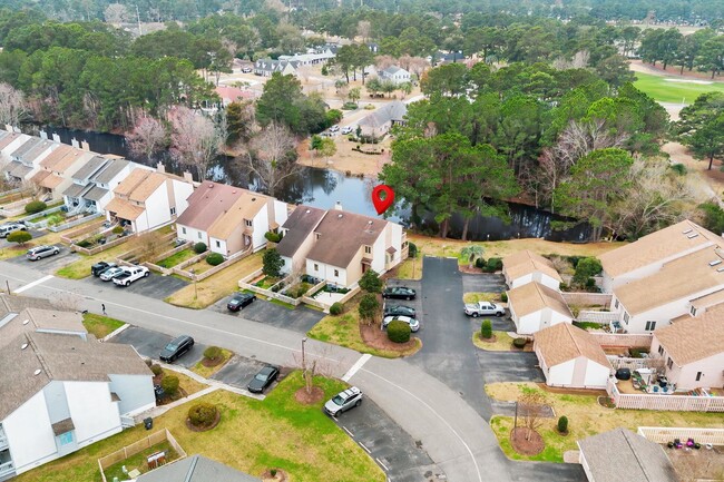 Building Photo - 4088 Fairway Lakes Dr