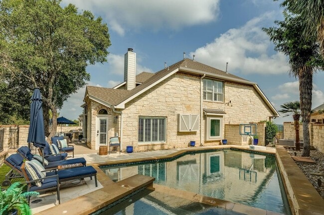 Building Photo - 12727 Cloud Mountain Crossing