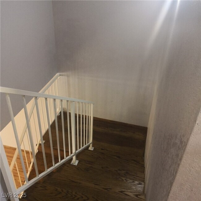 Building Photo - 6750 Del Rey Ave