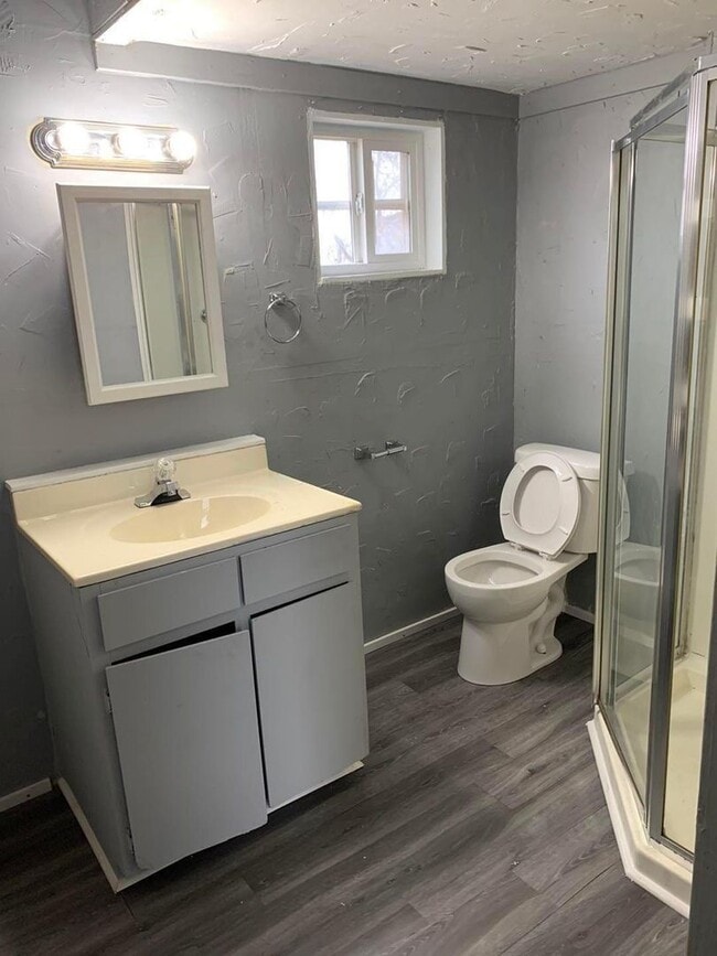 Building Photo - 1311 Harriet St