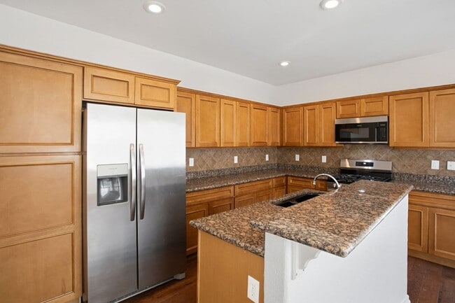 Building Photo - Well Kept Summerlin 3 Bedroom Home