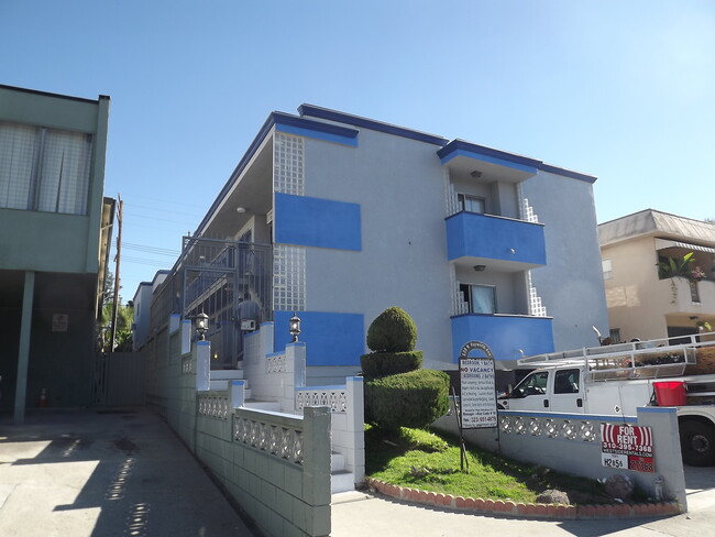 Floorplan - 608 N Hayworth Ave