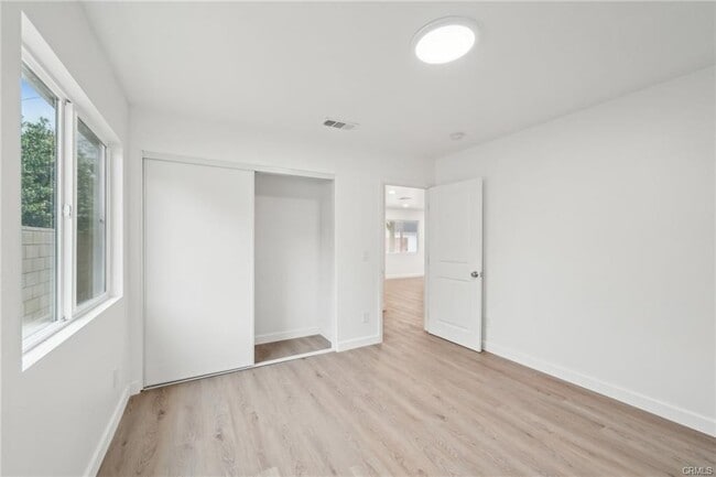 Building Photo - 4664 Sierra St