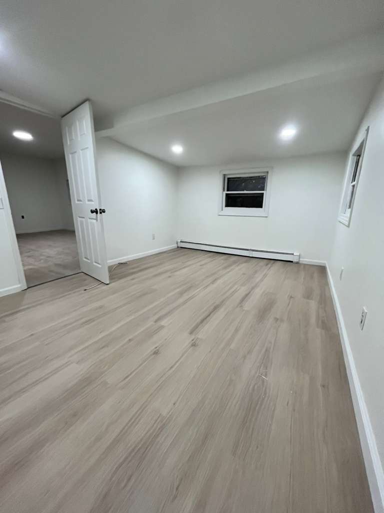 Building Photo - 14 Silver Trl