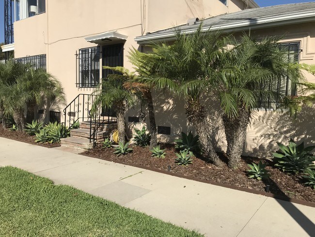 Rear Entrance - 4058 9th Ave