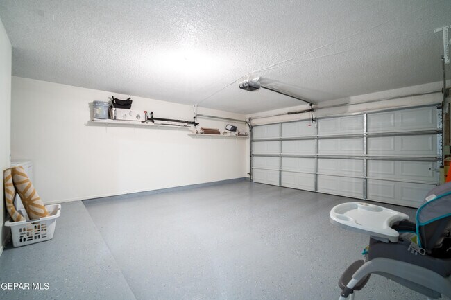 Building Photo - 588 Mogollon Cir
