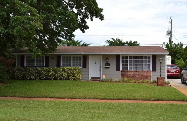 Primary Photo - 4411 Arbor Way