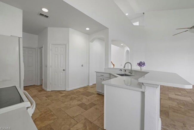 Building Photo - 2800 Amberwood Ln