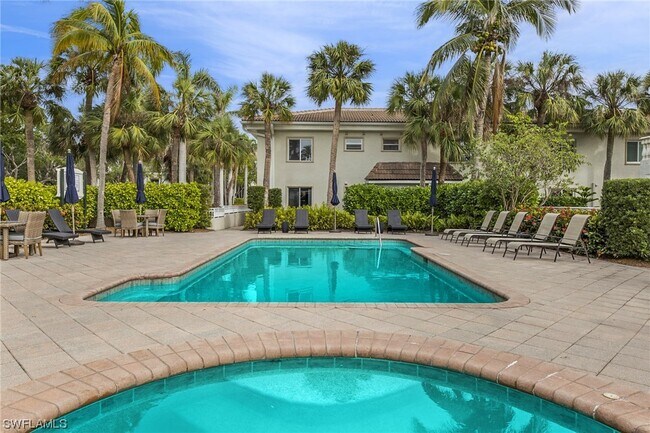 Building Photo - 980 7th Ave S