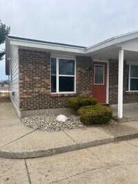 Building Photo - 7623 48th Ave