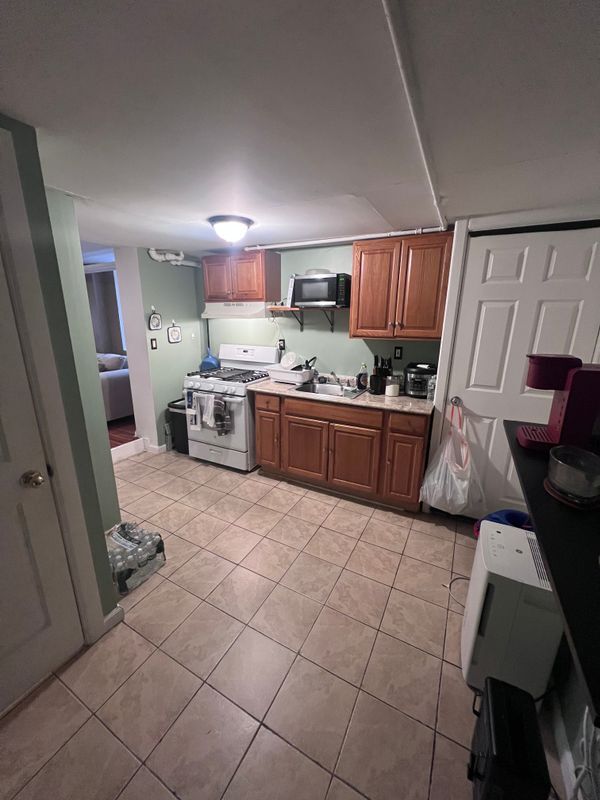 Building Photo - 11 Leonard St