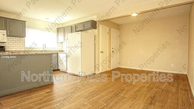 Building Photo - 4900 Sagittarius Ave