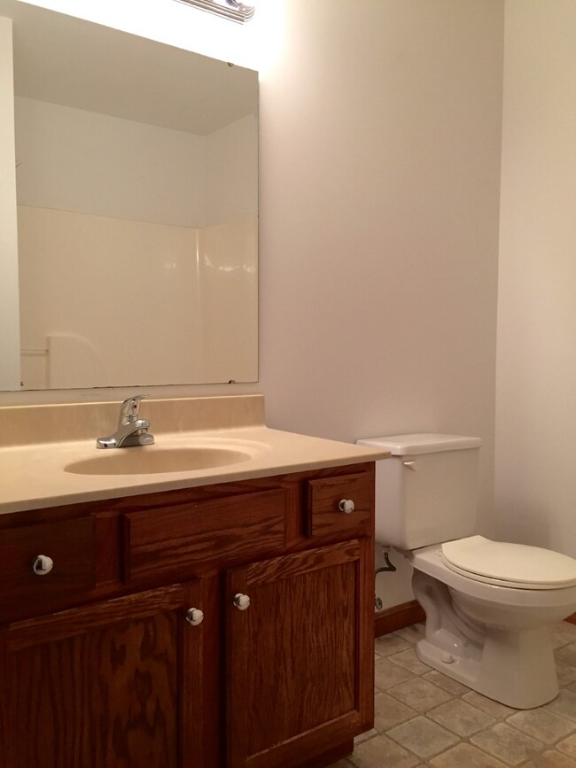 Building Photo - 4522 Picadilly Cir