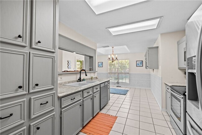 Building Photo - 6302 Penny Ln