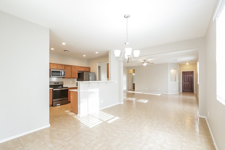 Building Photo - 7333 W St Catherine Ave