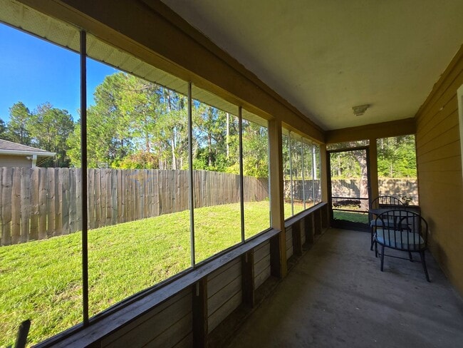 Building Photo - Charming single-story 3-bedroom, 2-bath home
