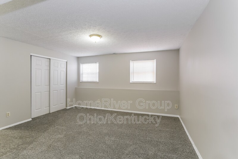 Building Photo - 1707 Farberdale Dr