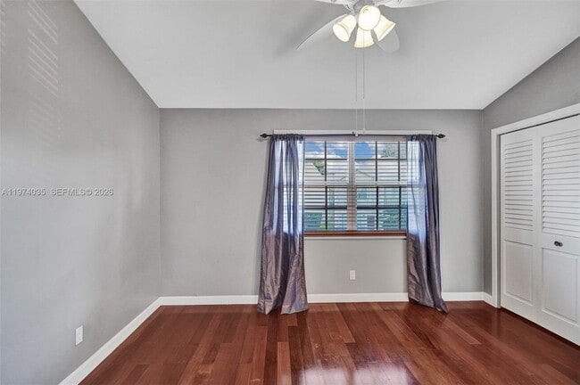 Building Photo - 2901 Dorchester Ln