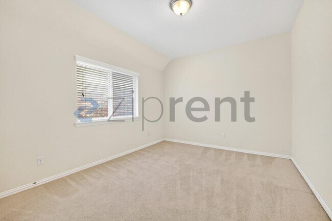 Building Photo - 3408 Porter Creek Dr