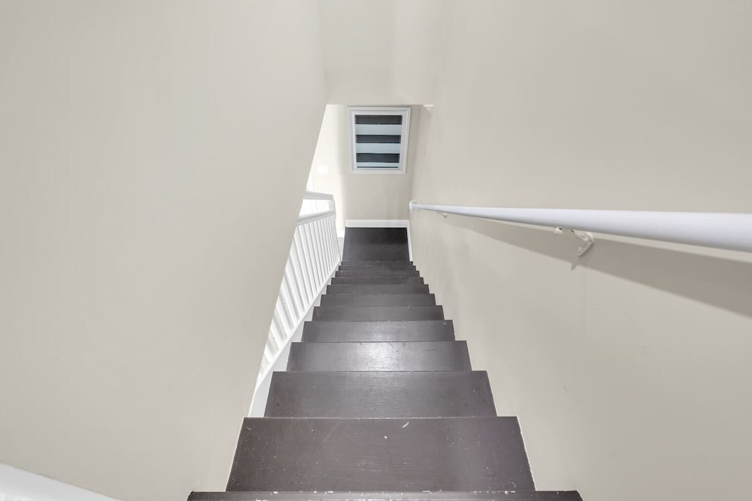 Building Photo - 6345 Collins Ave