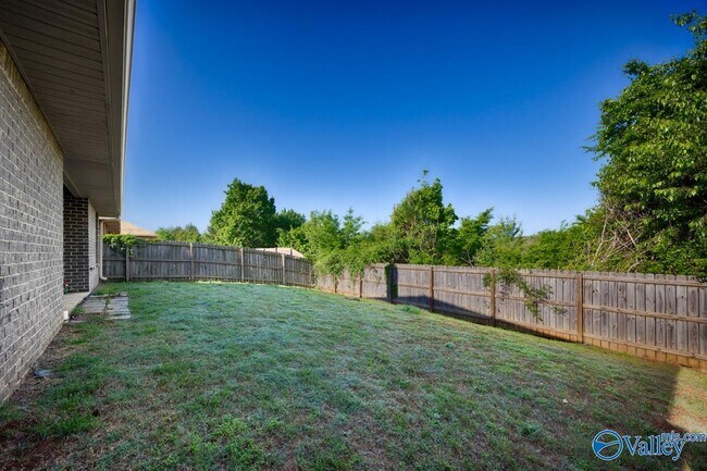 Building Photo - 130 Tybee Dr