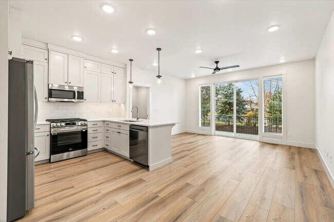 Building Photo - 3+3 Luxury Home in Eagle’s Prestigious Bellemeade Community