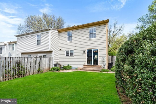 Building Photo - 17429 Gallagher Way