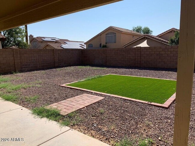 Building Photo - 15071 W Heritage Oak Way