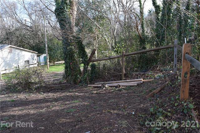 Building Photo - 201 Gamble St