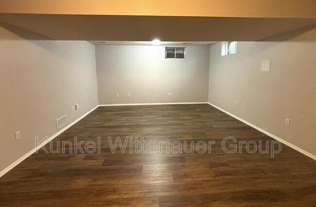 Building Photo - 1514 Peach Orchard Ln