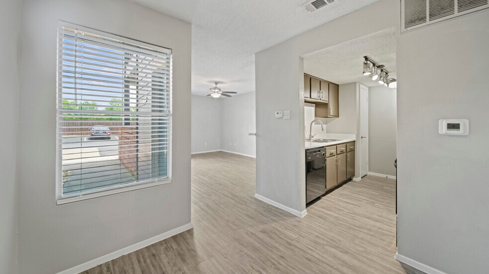 The Retreat 601 Twin Oaks Dr Temple TX 76504 Apartment Finder