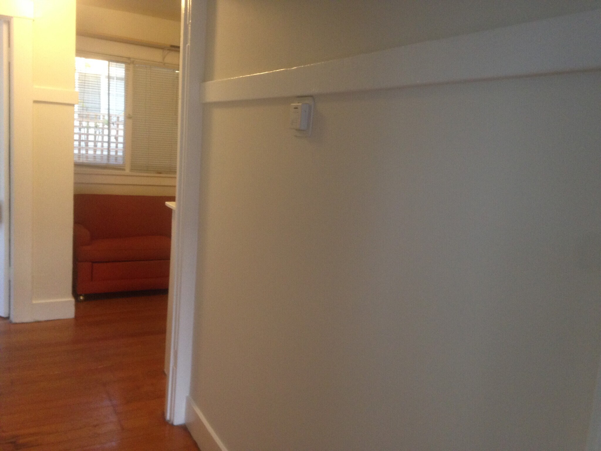 hall - 422 El Centro St