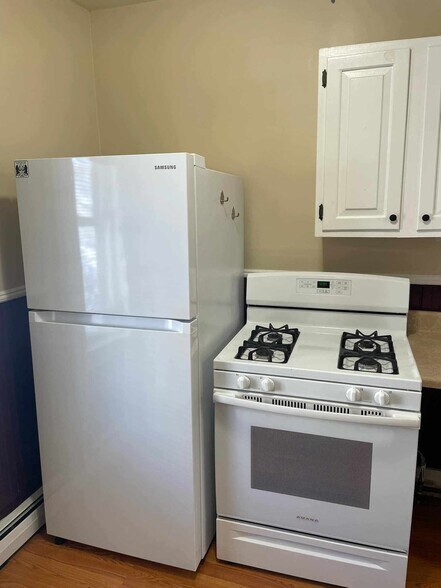 Building Photo - 87 Lincoln Ave