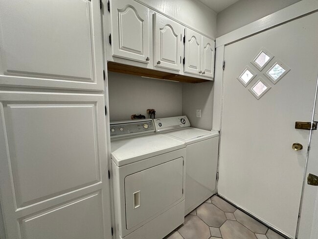 Building Photo - 158 Boston Ave