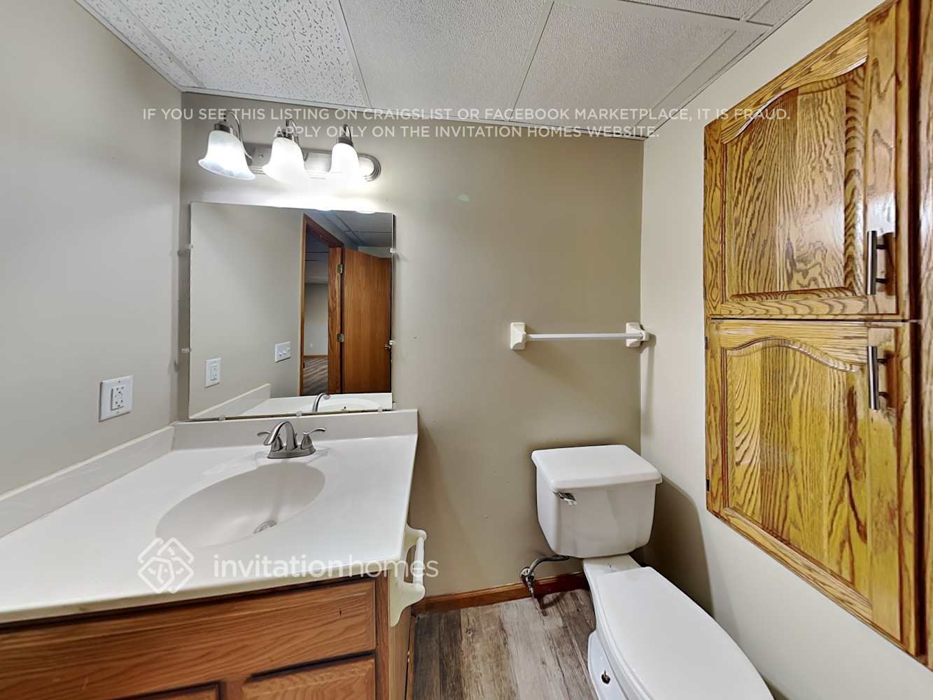 Building Photo - 2617 Edinbrook Terrace