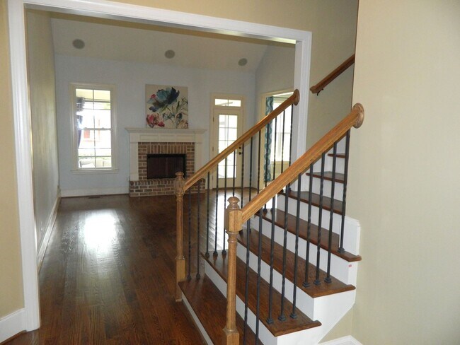 Building Photo - 4108 Dewaal St