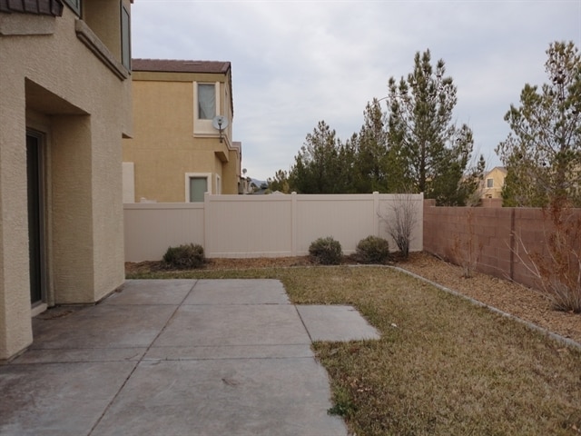 Building Photo - 5516 Stelle Amore St