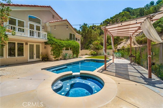 Building Photo - 24961 Alicante Dr